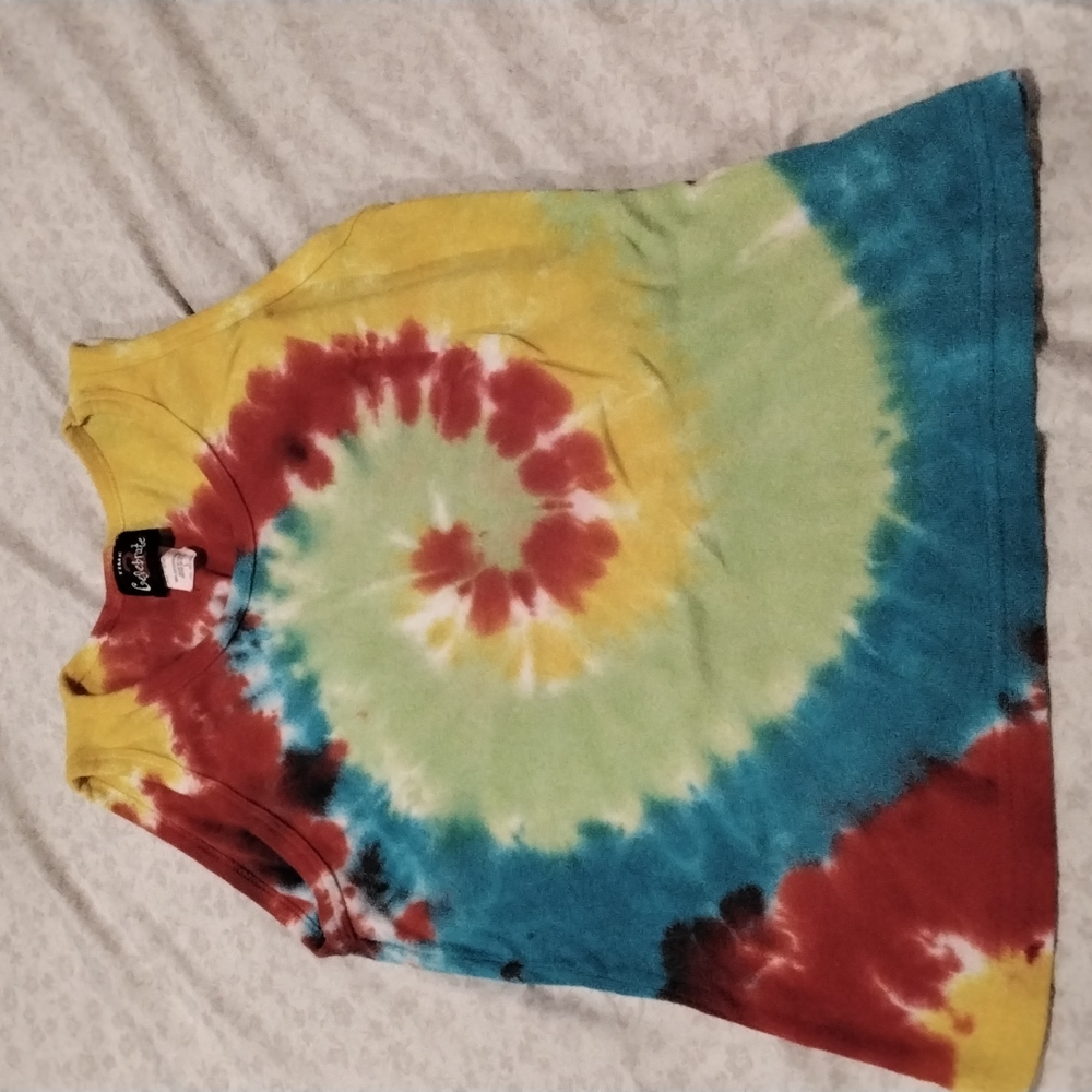 Tiedye tank